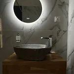 L'hotel De La Szálloda Le Grau-du-Roi