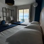 فندق L'hotel De La 2*