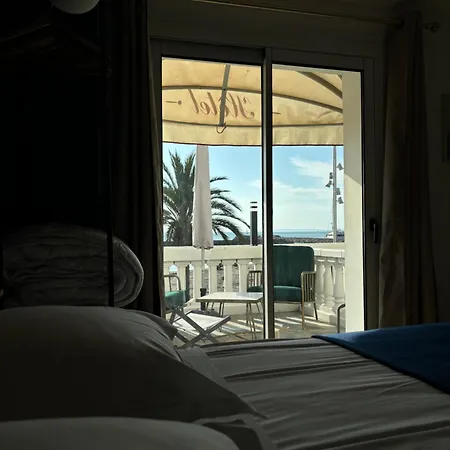 Hotell L'hotel De La Le Grau-du-Roi
