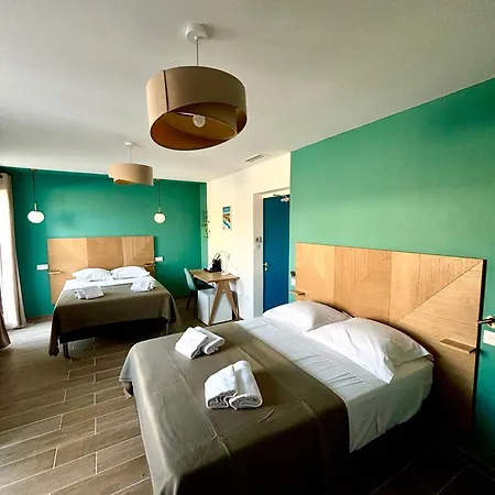 L'hotel De La Hotell Le Grau-du-Roi