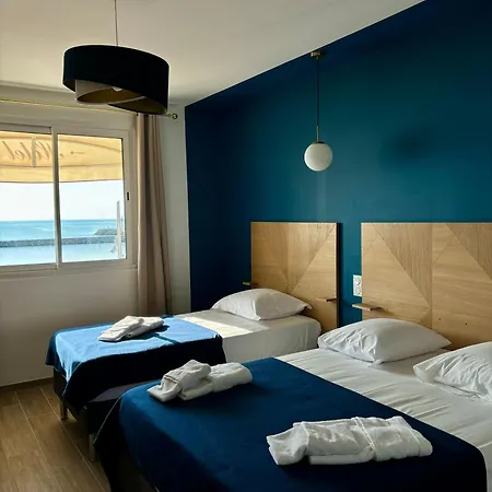 Hotell L'hotel De La 2*