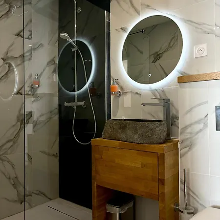 L'hotel De La ホテル