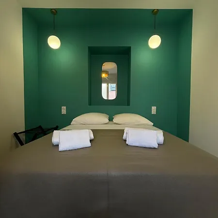 Hotell L'hotel De La 2*