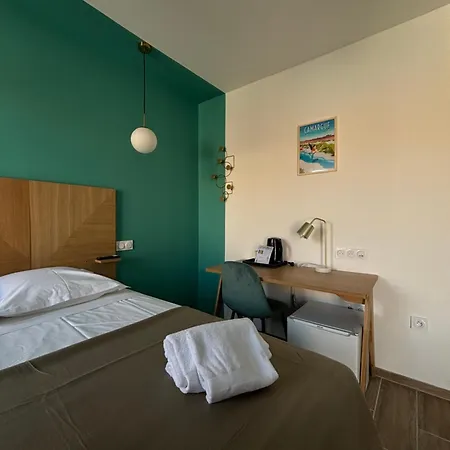 L'hotel De La 2* Le Grau-du-Roi