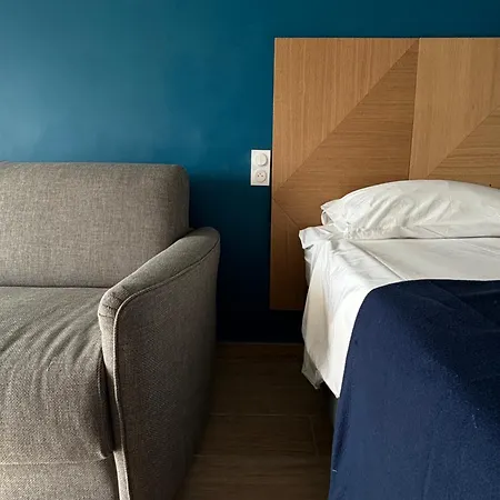 Hotell L'hotel De La 2*