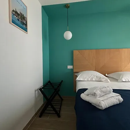 L'hotel De La Hotell Le Grau-du-Roi